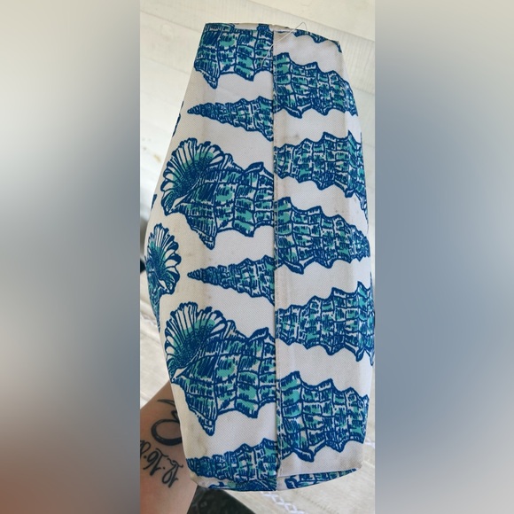 LILY PULITZER & ESTEE LAUDER BLUE WHITE SEASHELL TOTE. EUC - Picture 8 of 9